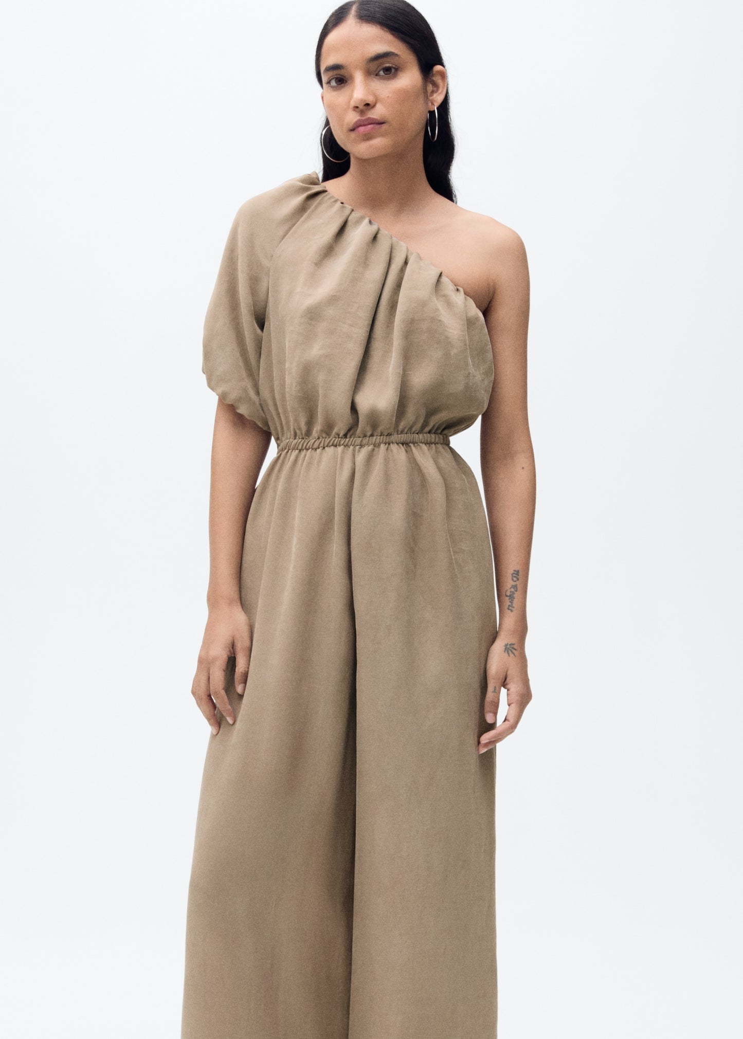 Long jumpsuit with asymmetrical gathered collar