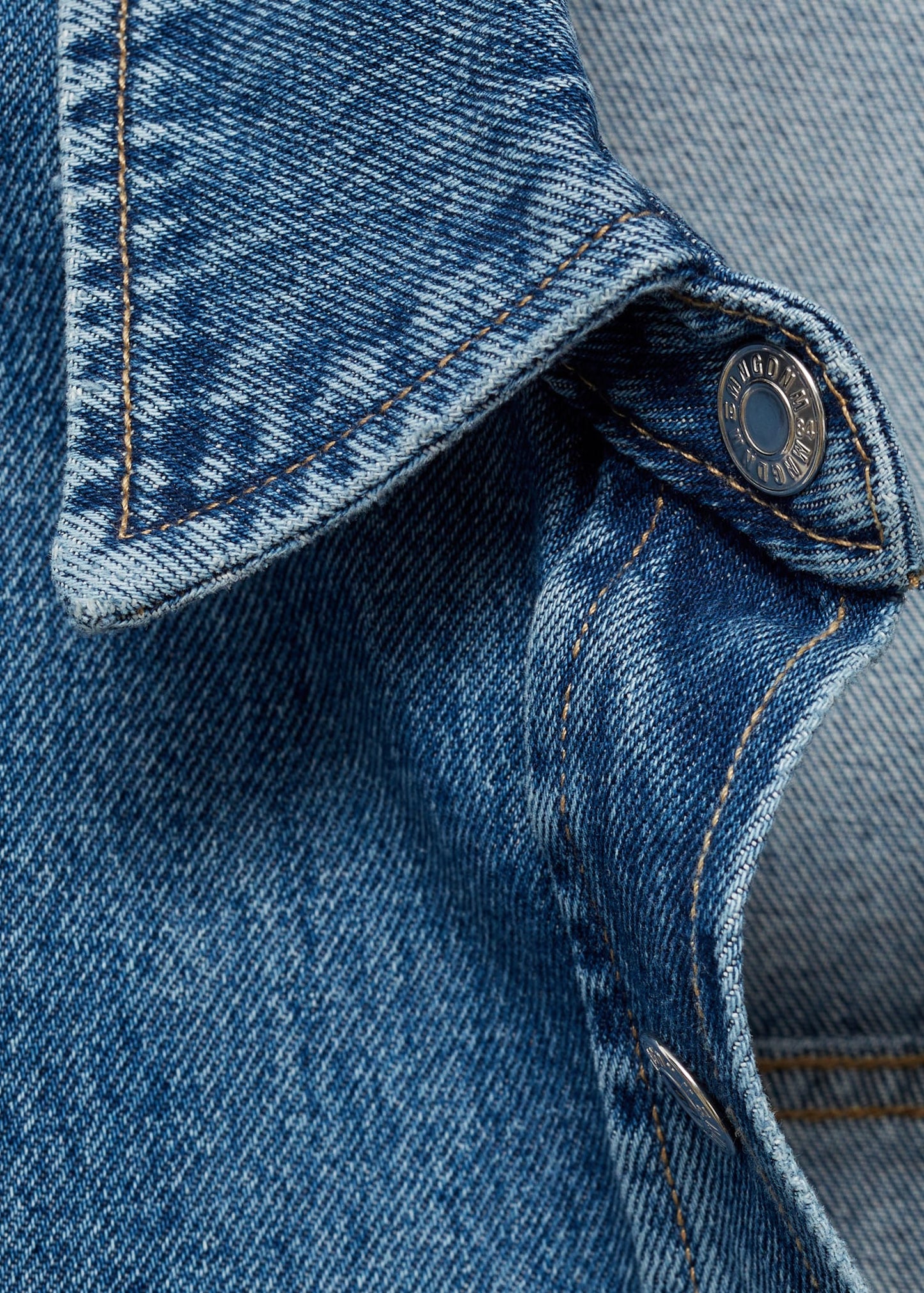 Denim overshirt pockets