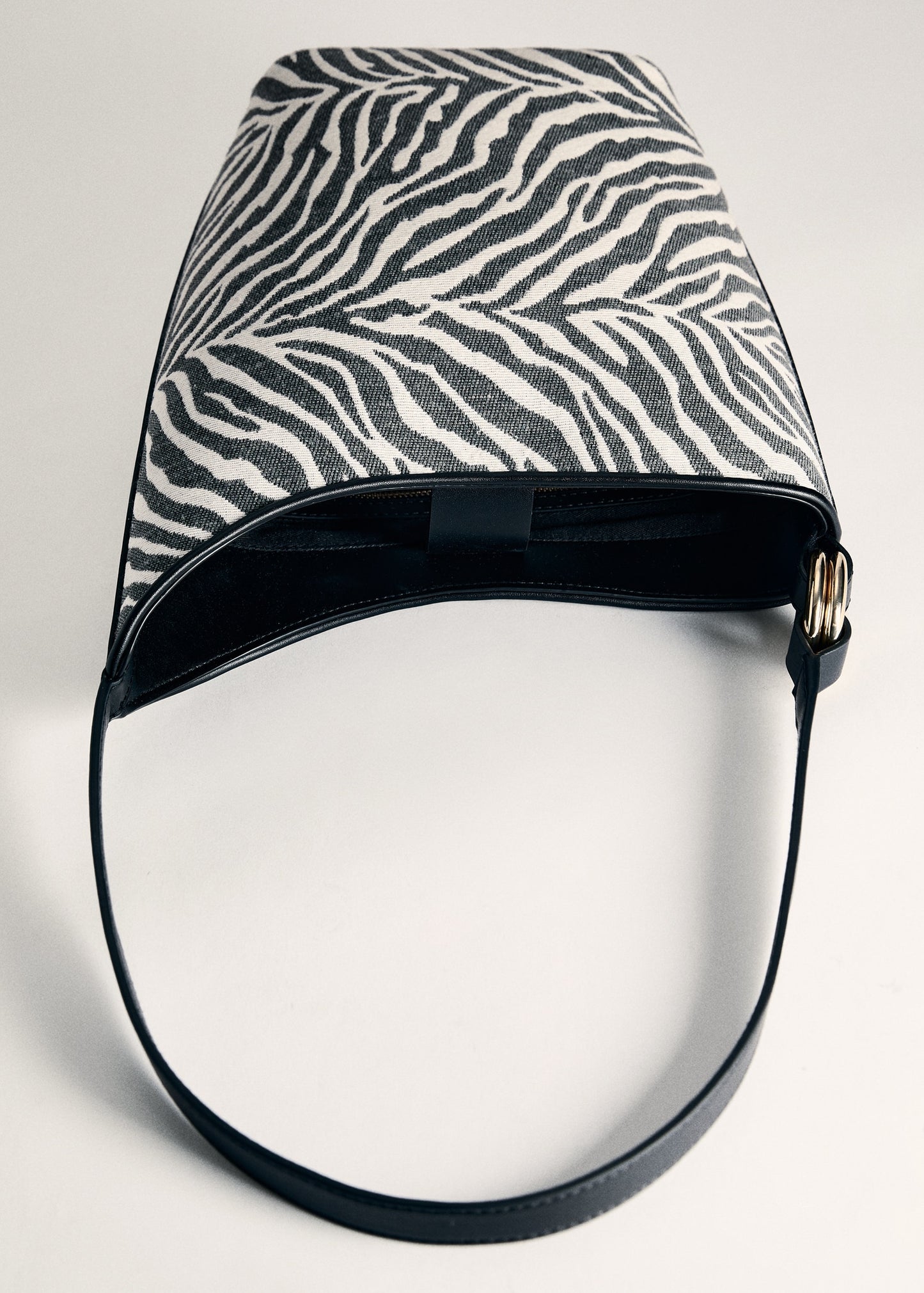 Large zebra-print bucket bag