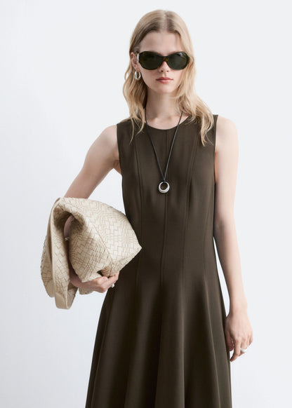 Vertical Cutline Midi Dress