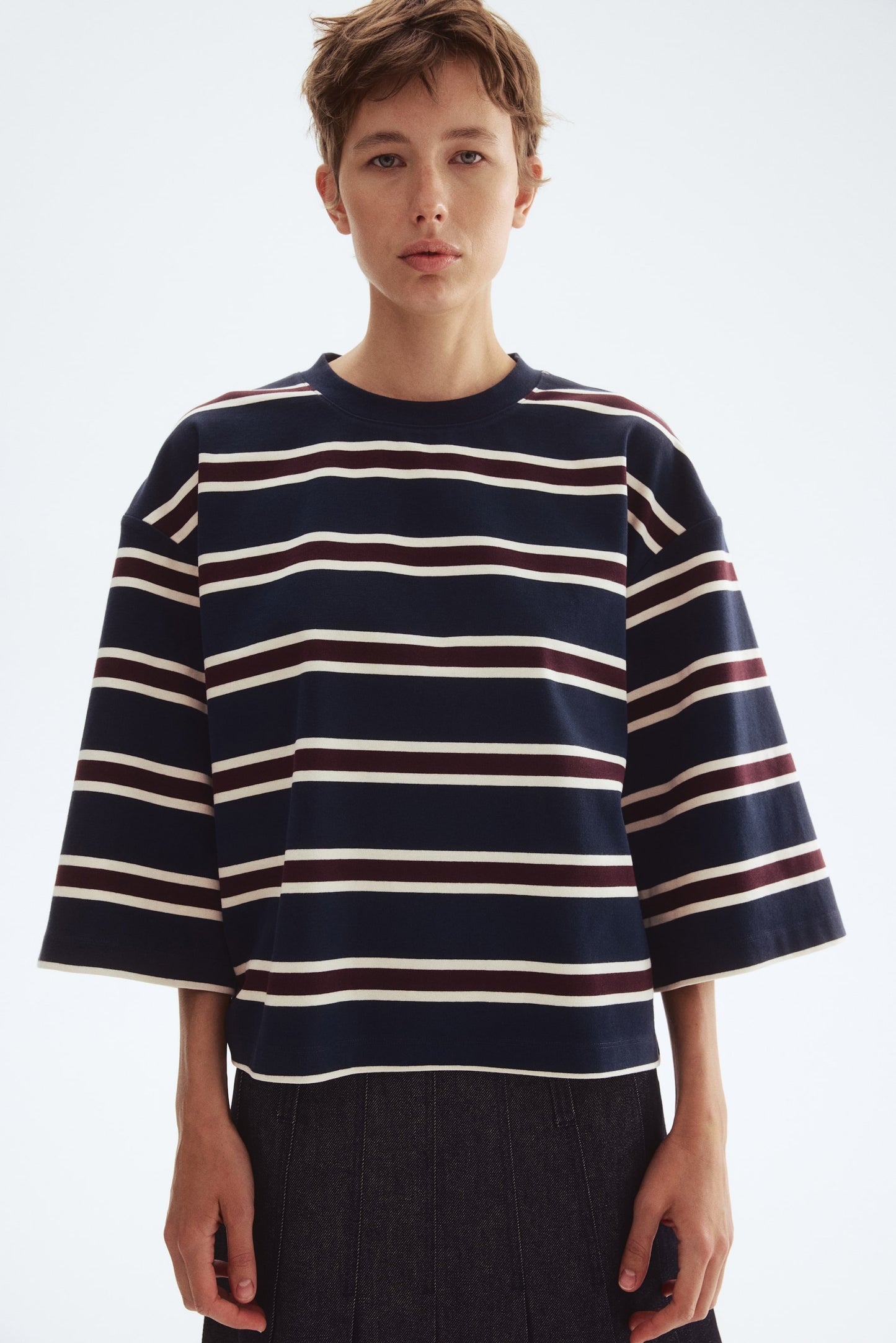 Loose-fit cotton top