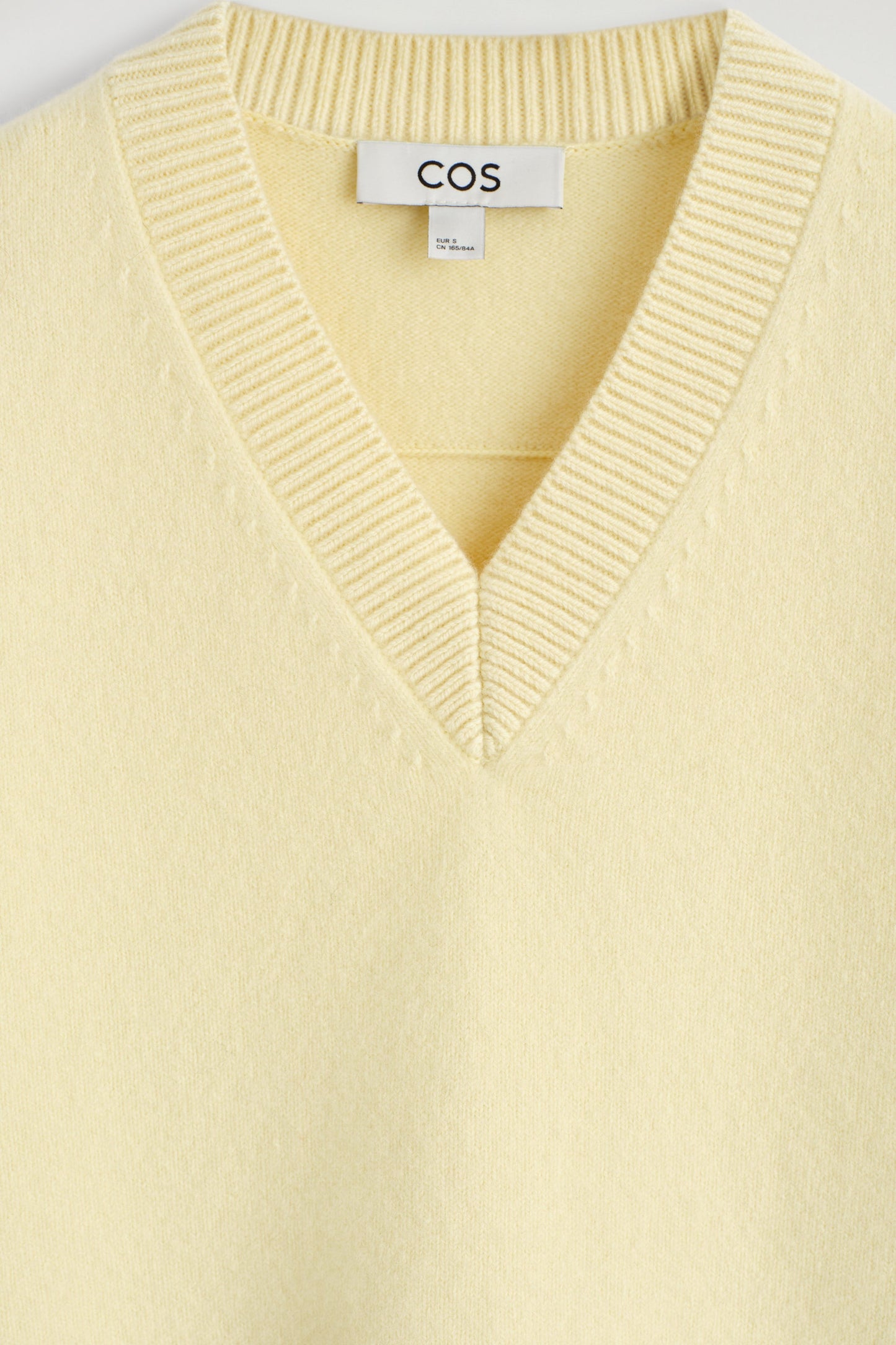 Rounded Wool V-Neck Jumper