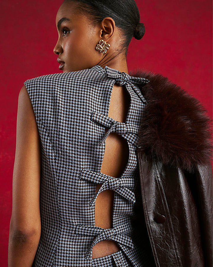 Blue Dogtooth Print Bow Back Top