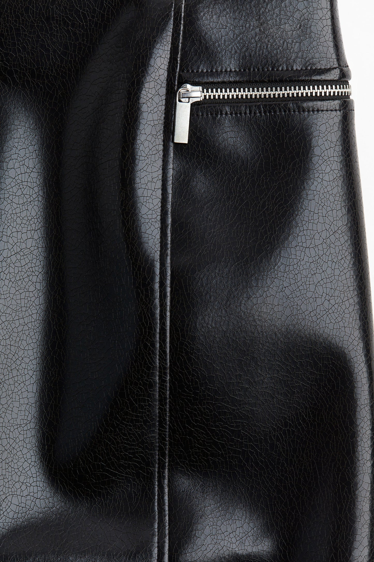 Coated pencil skirt