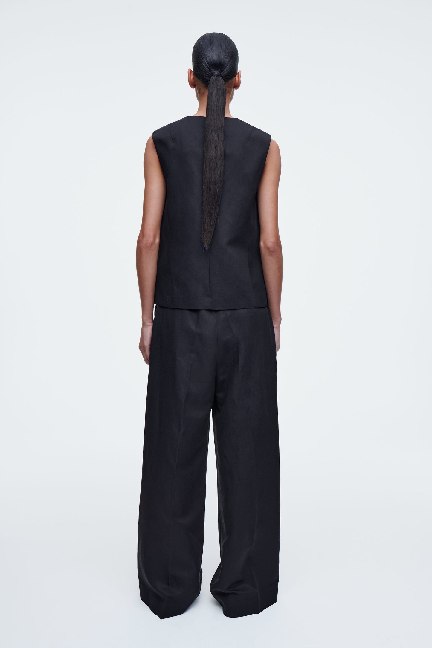 Relaxed linen-blend wide-leg trousers