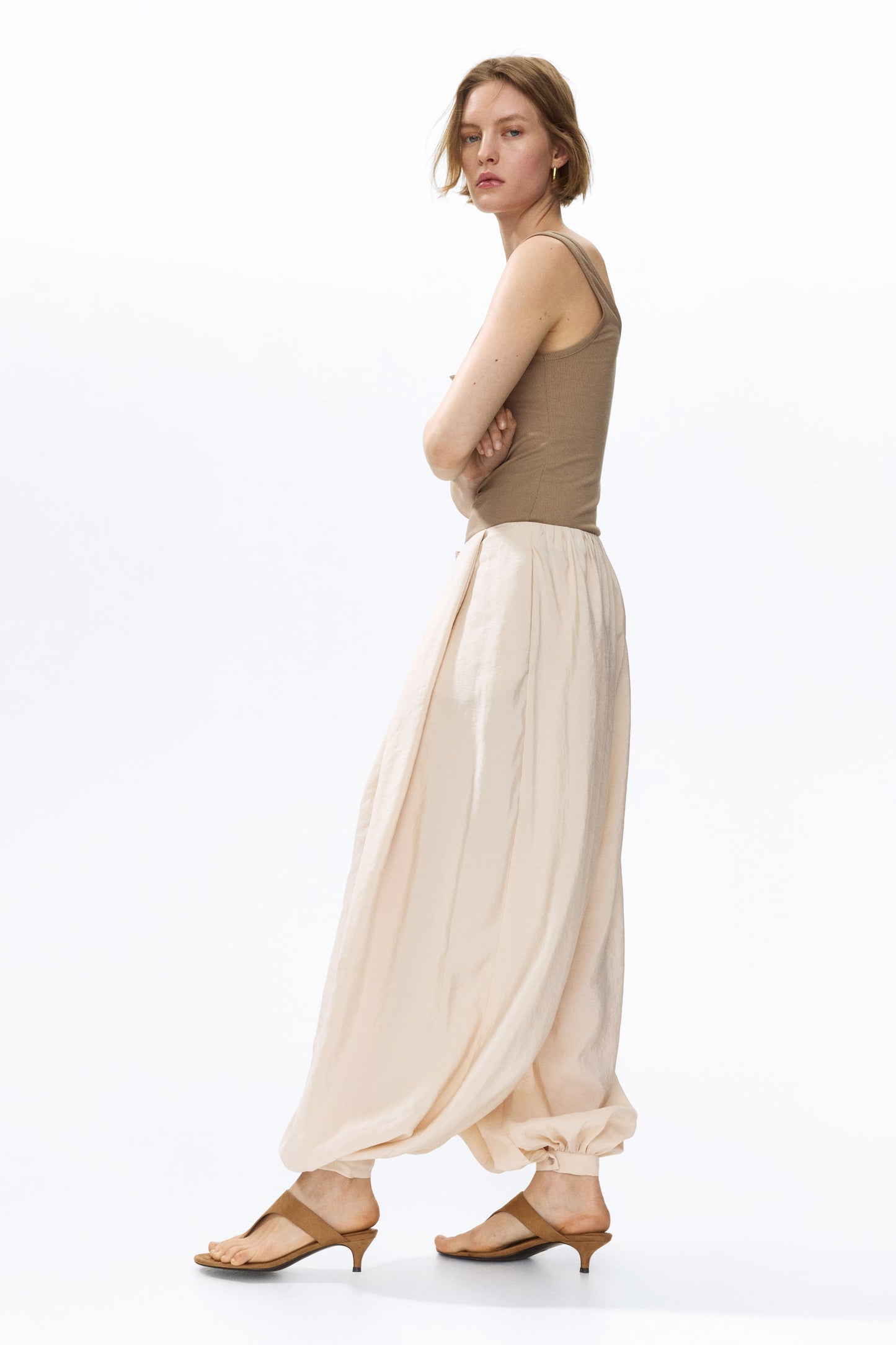 Balloon-leg modal trousers