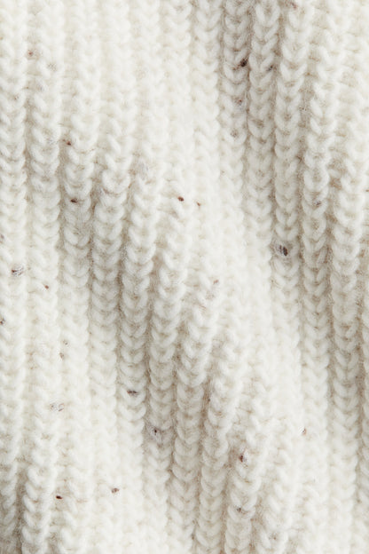 Scarf-collar sweater vest
