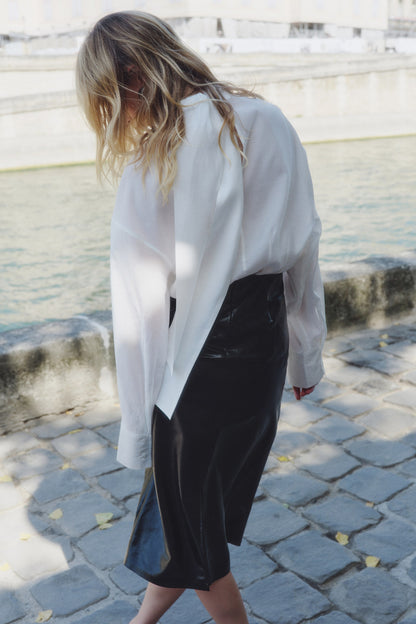 Bow-collar blouse