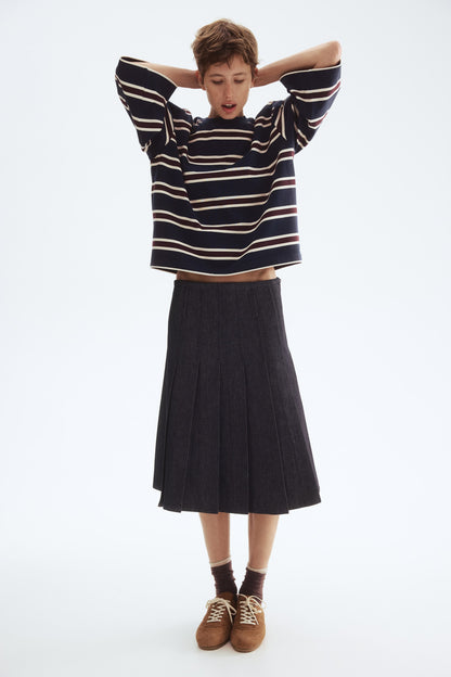 Pleated denim skirt