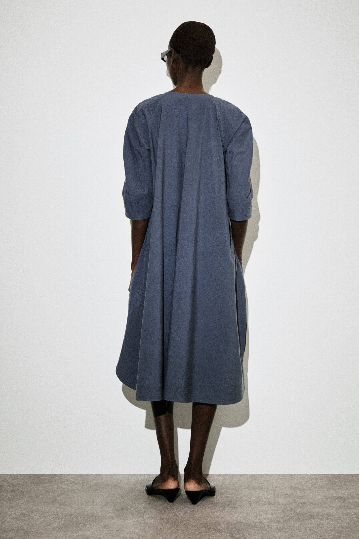 Rounded V-Neck Cotton Midi Dress