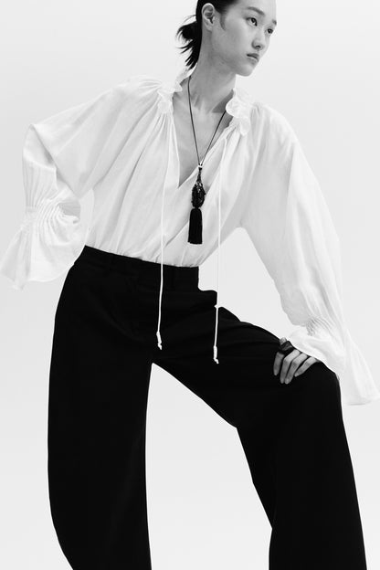Balloon-leg trousers