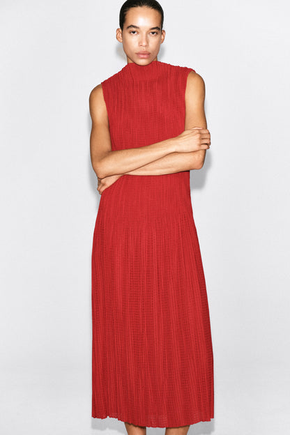 Pleated Jacquard Sleeveless Maxi Dress
