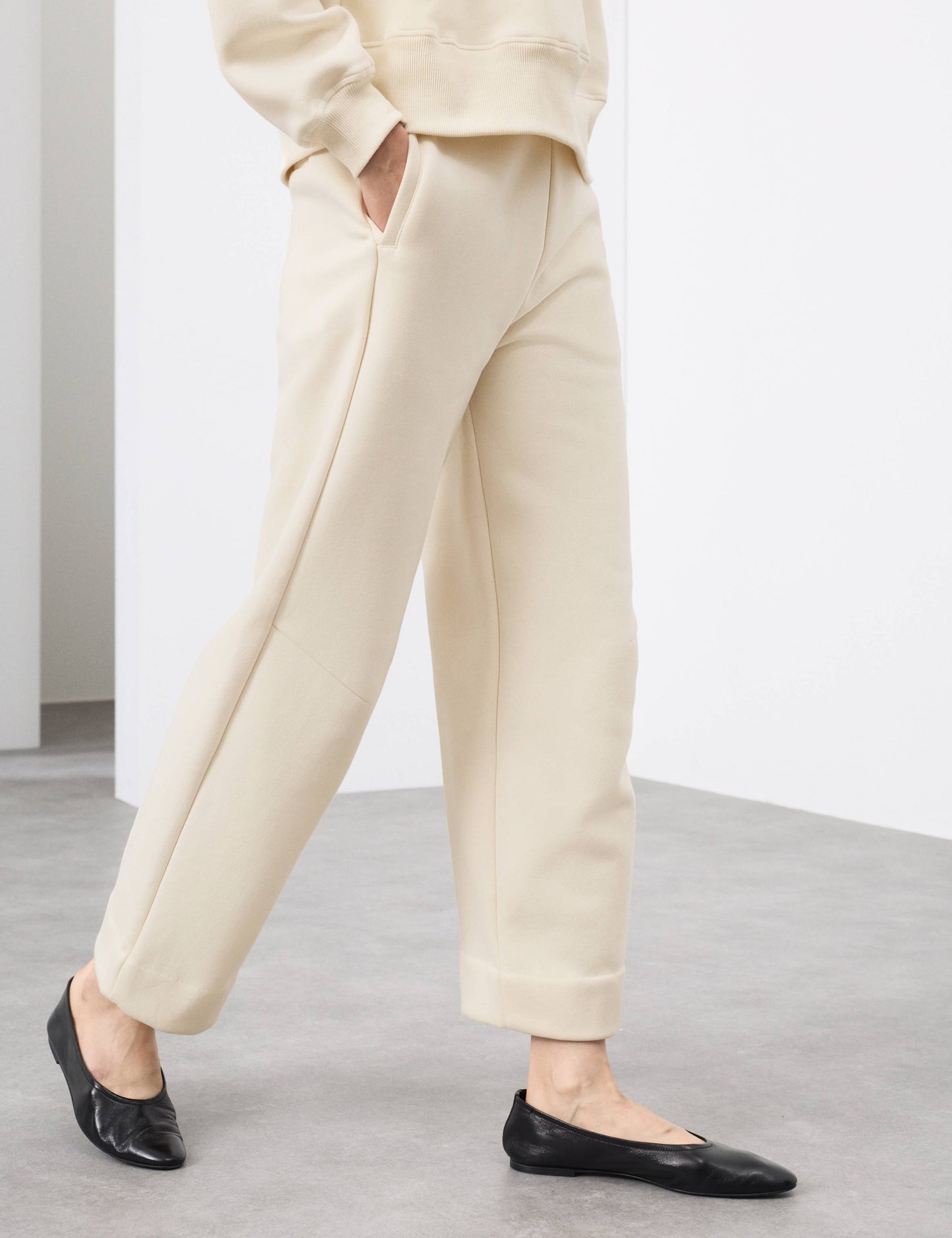 Brushed Barrel Leg Ankle Grazer Joggers