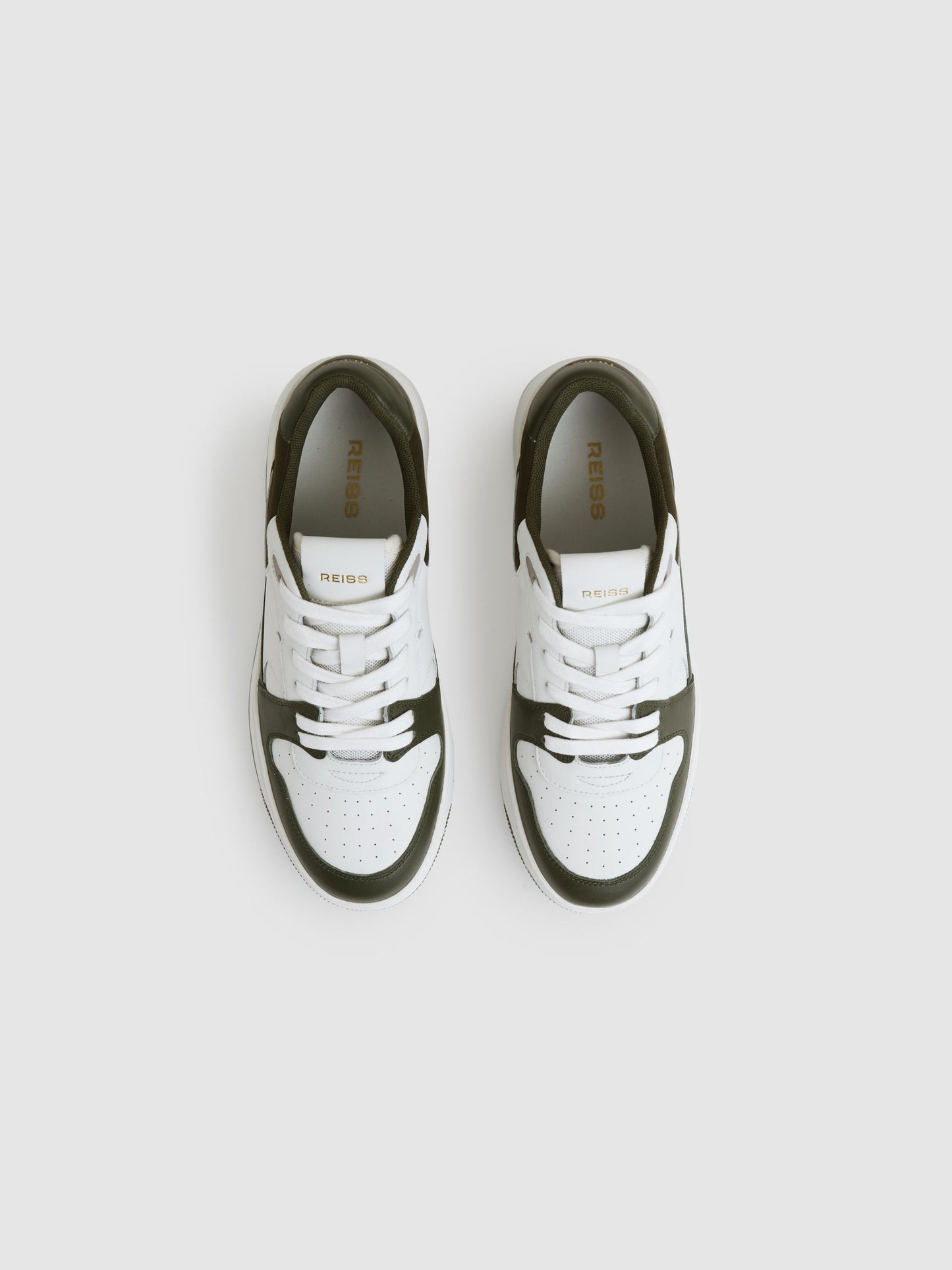 Reiss Leather Panelled Trainers in Khaki/White