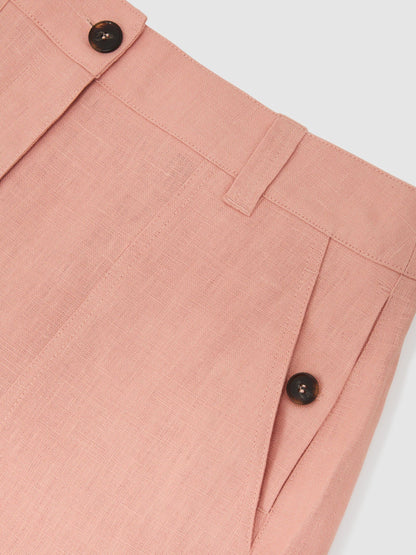 Linen Shorts in Rose Pink
