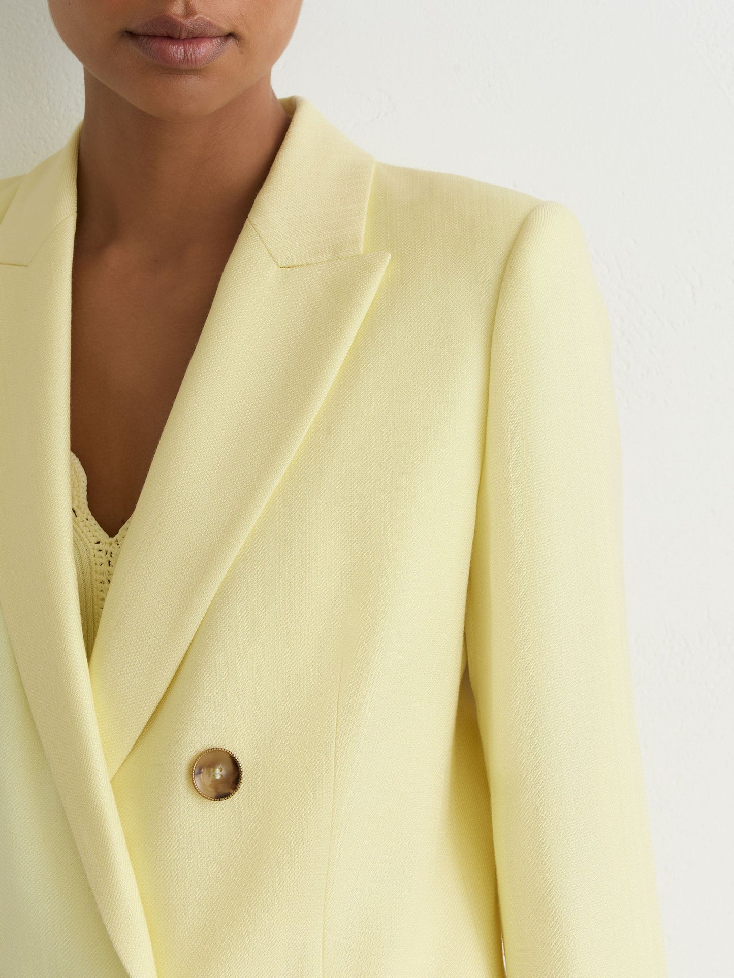 Double-Breasted Peak-Lapel Suit Jacket in Yellow