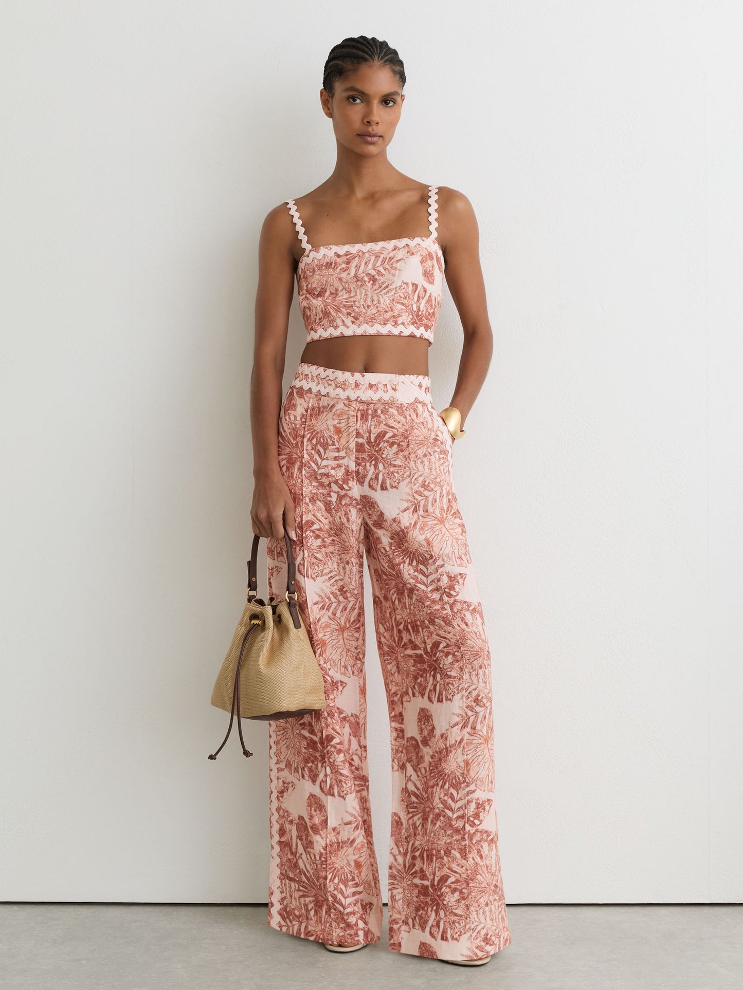 Linen Wave-Trim Printed Cami Top in Pale Pink
