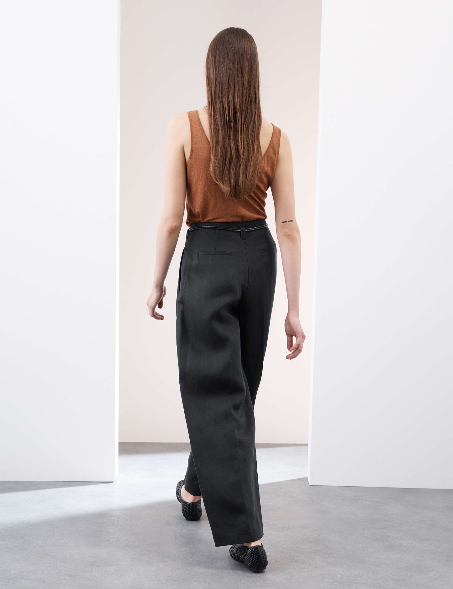 Linen Rich Belted Carrot Leg Trousers