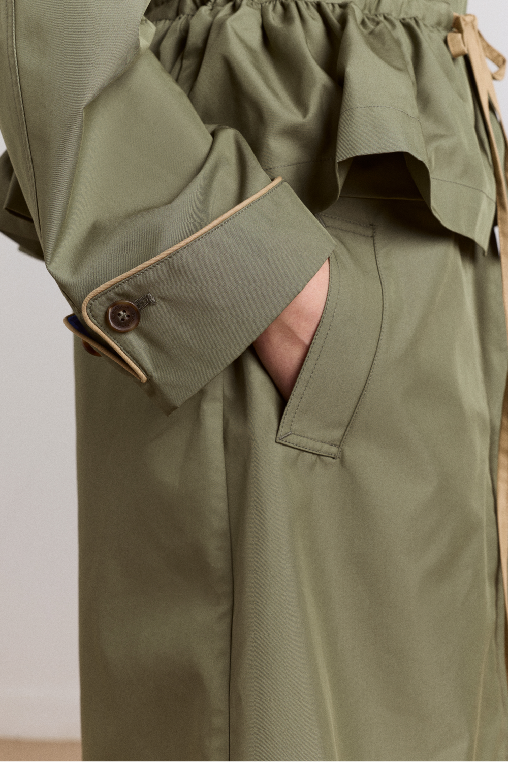 Multi-wear myrtle trench in khaki