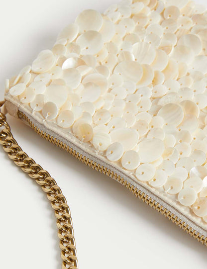 Pearl Chain Strap Shoulder Bag