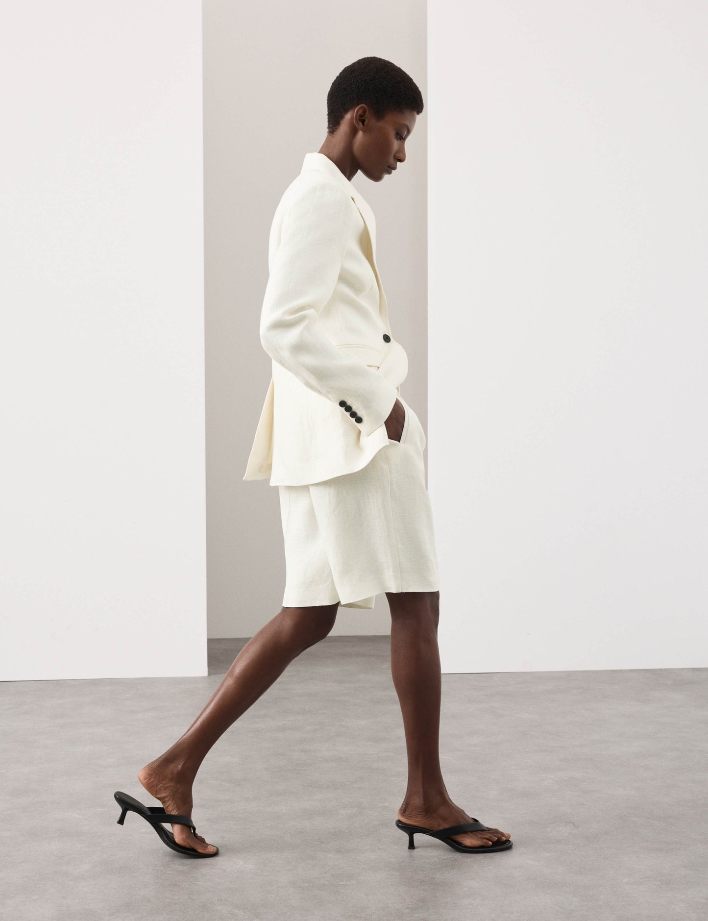 Pure Linen Tailored Shorts