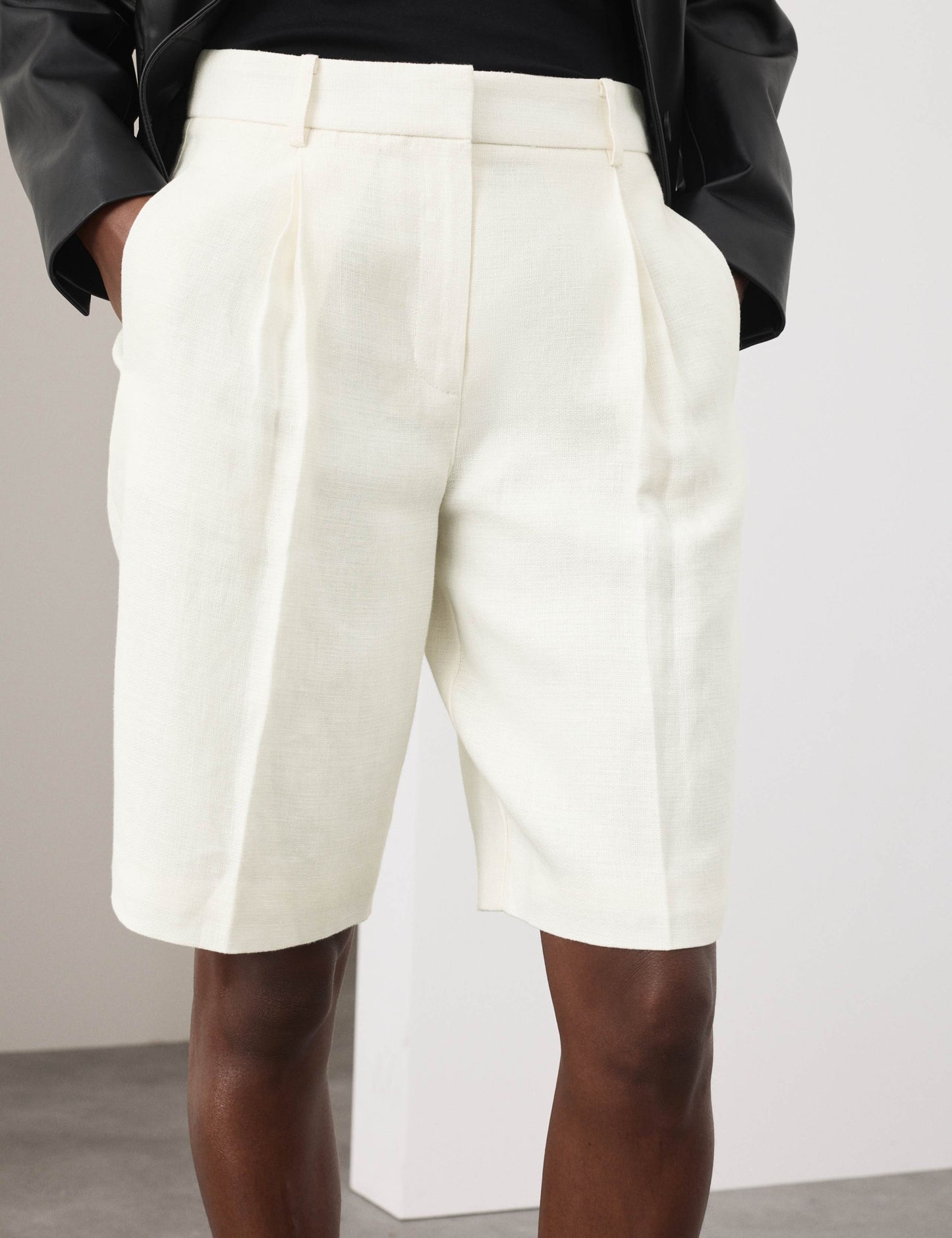 Pure Linen Tailored Shorts