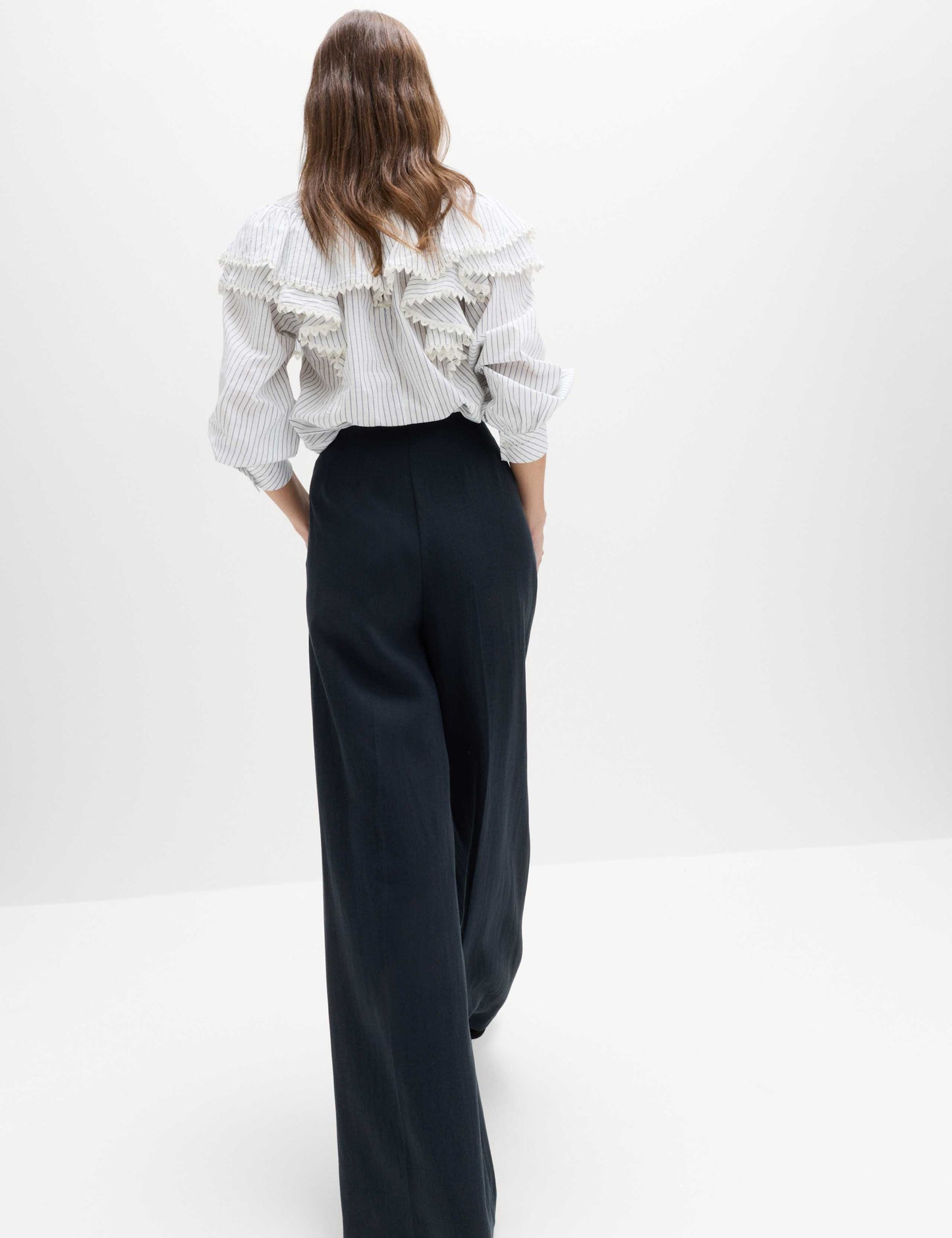 Single Pleat Wide Leg Trousers with Linen