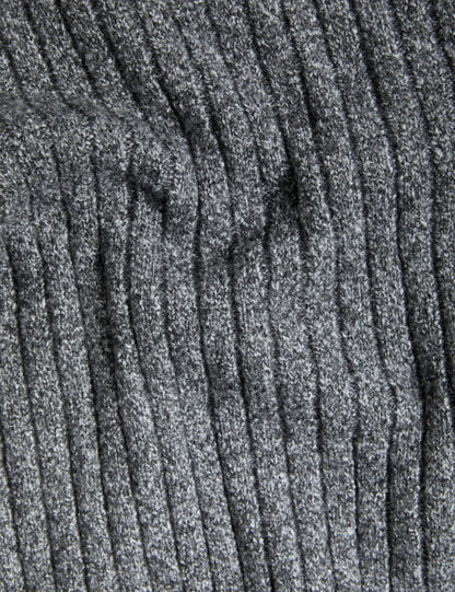 Textured Crew Neck Fitted Knitted Vest