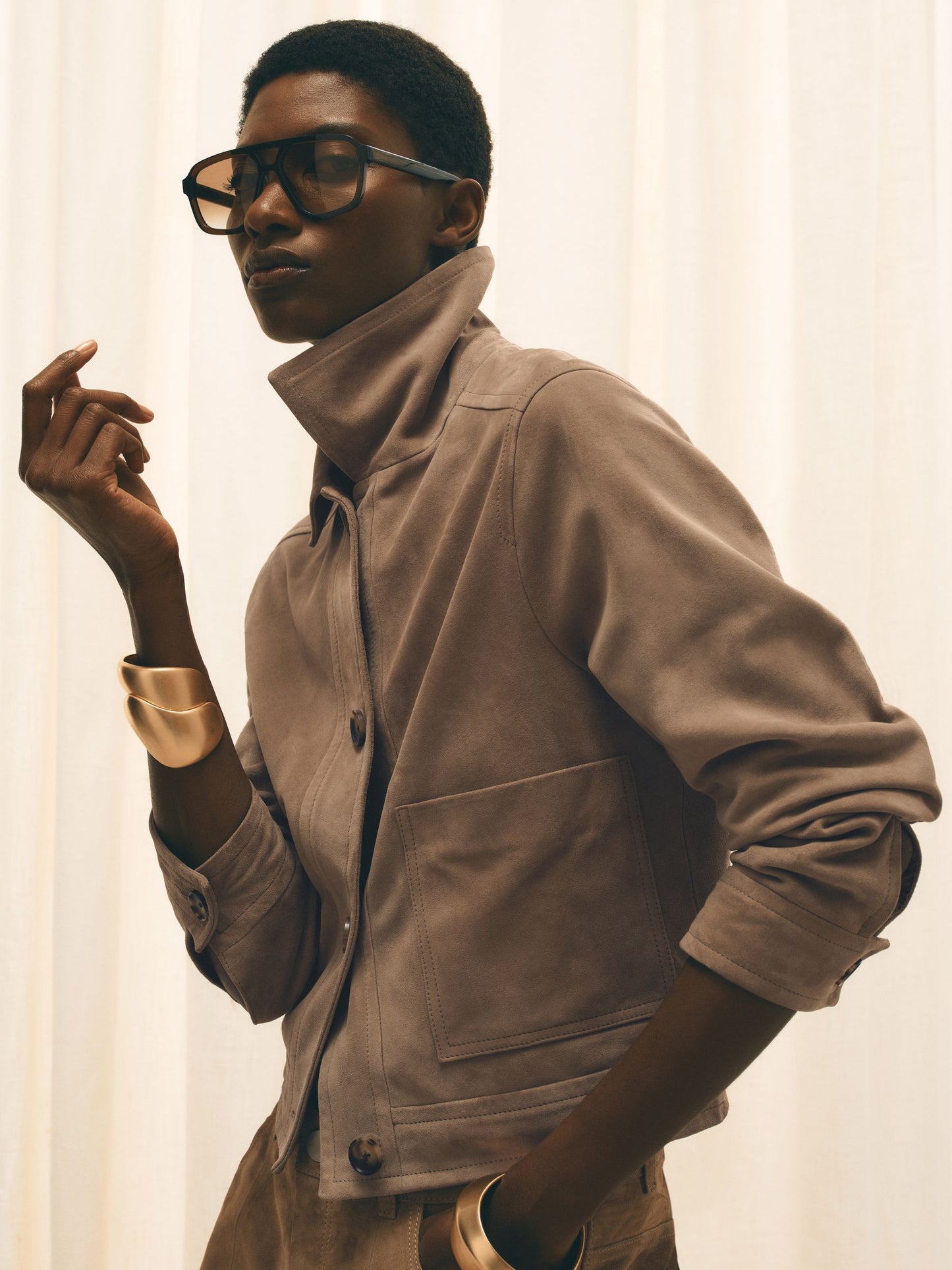 Suede Cropped Trucker Jacket in Neutral