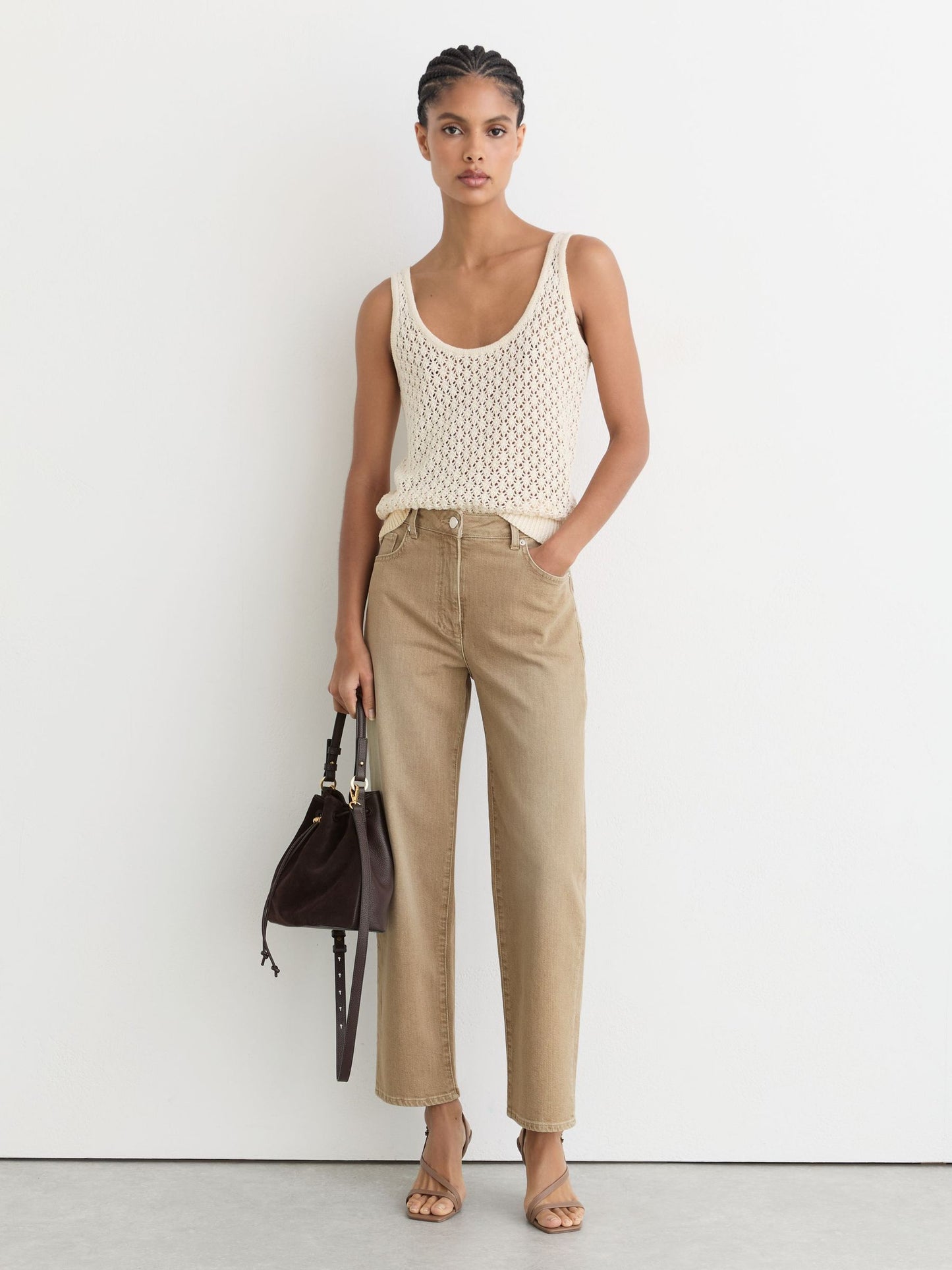 Mid-Rise Straight-Leg Jeans in Neutral