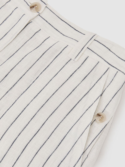 Linen Pinstripe Shorts in White/Navy