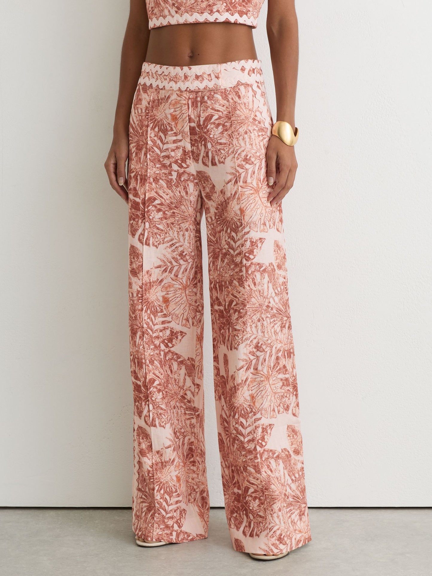 Linen Wave-Trim Printed Wide-Leg Trousers in Pale Pink