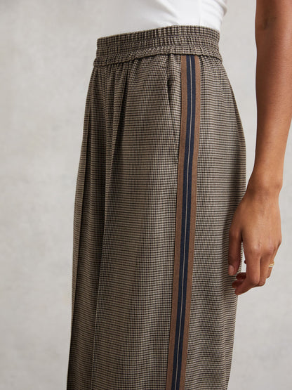 Side-Stripe Wide-Leg Check Trousers in Neutral Check