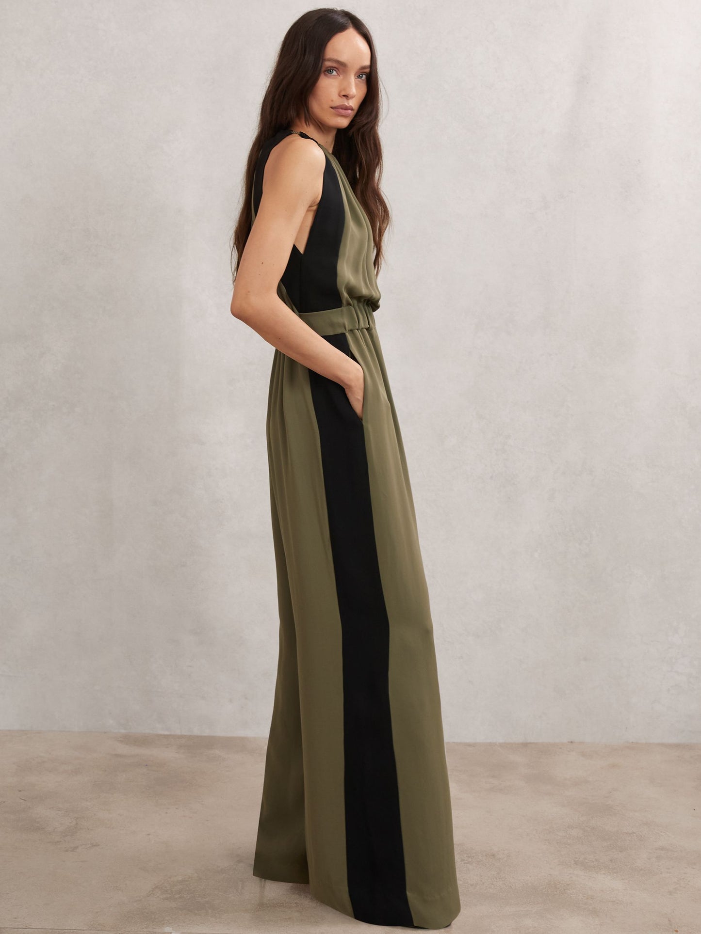 Colourblock Gathered Wide-Leg Jumpsuit in Khaki Green/Black