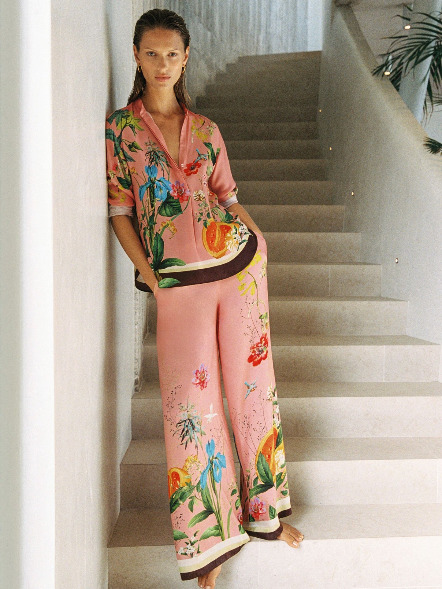 Tropical Scarf-Print Wide-Leg Trousers in Pink