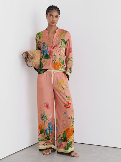Tropical Scarf-Print Wide-Leg Trousers in Pink