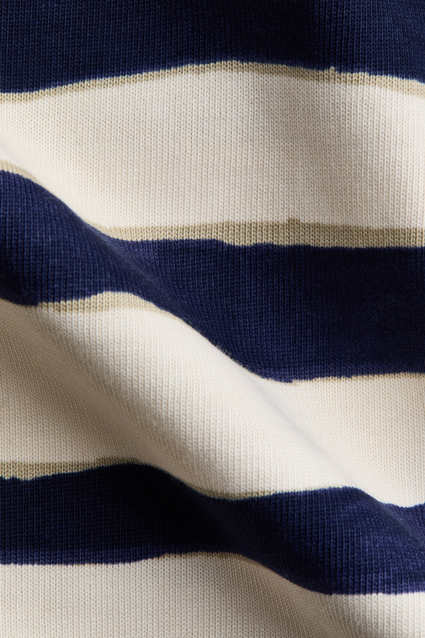 Cut-out cotton top
