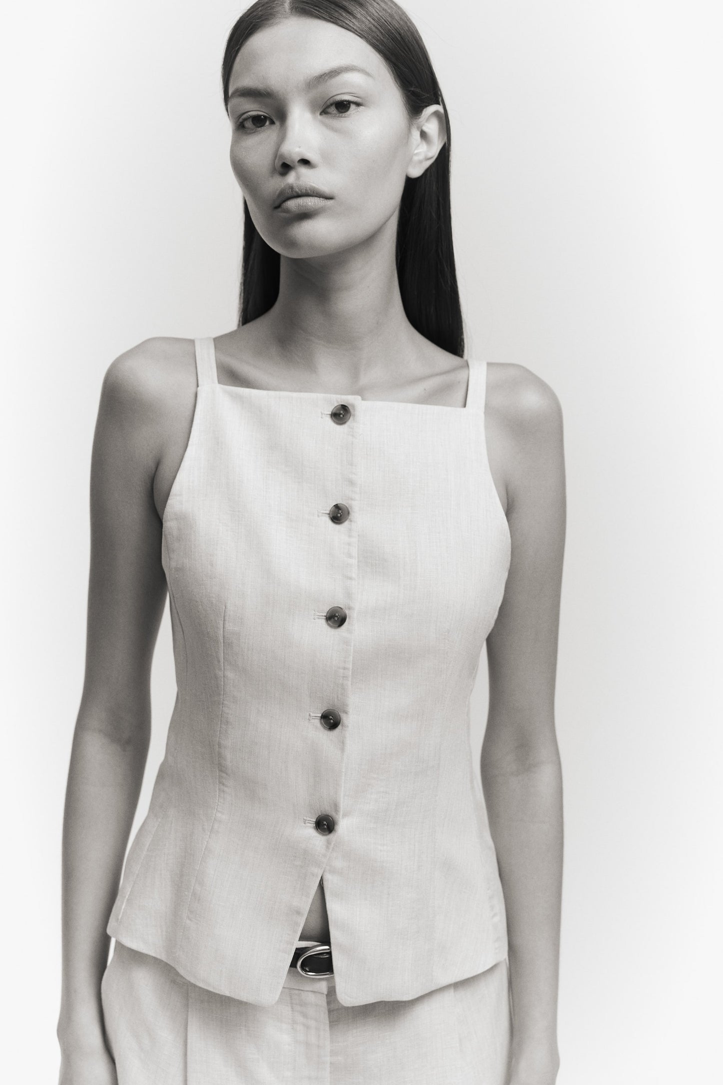 Linen-blend waistcoat