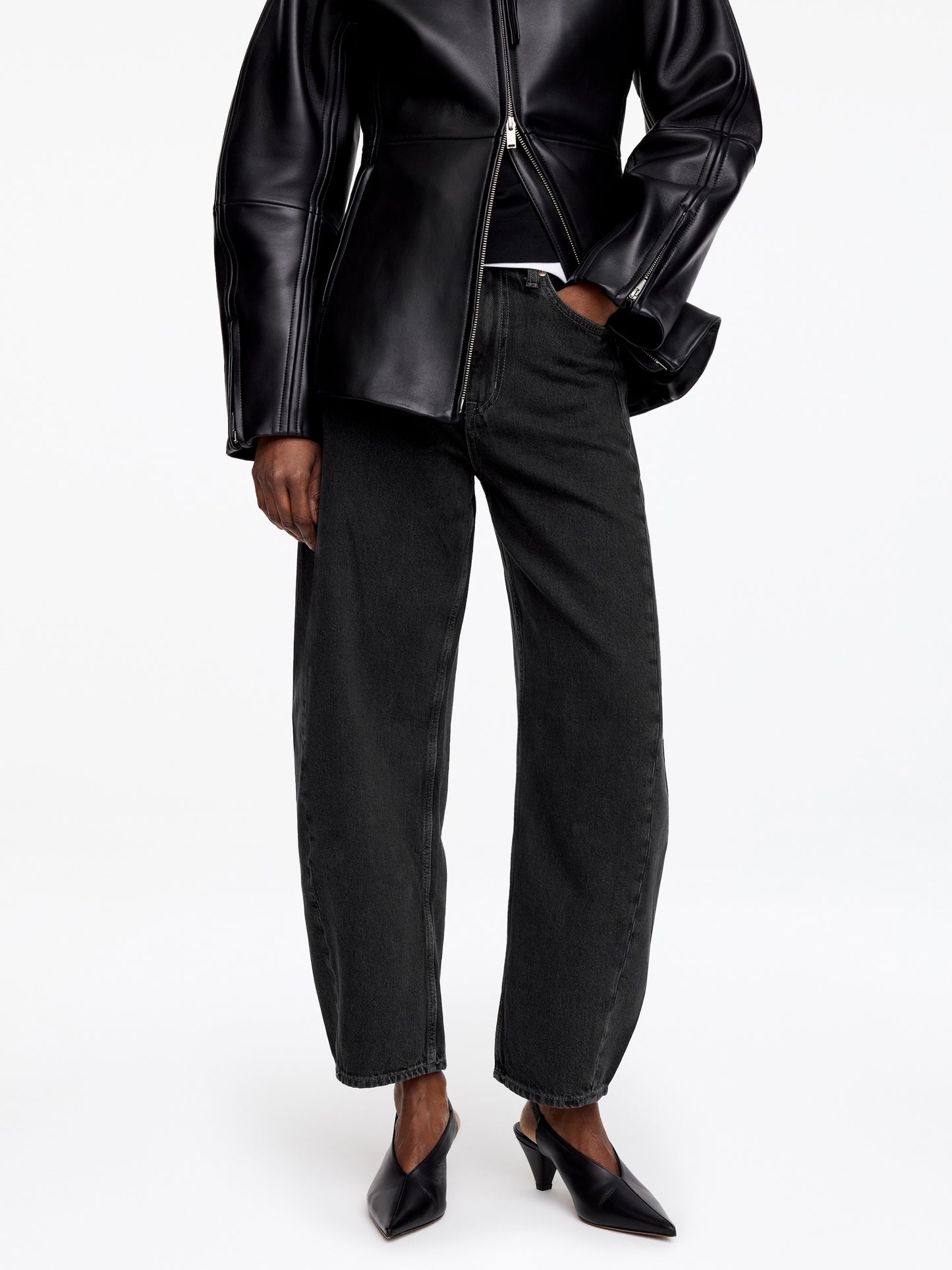 BLOOM Barrel Jeans