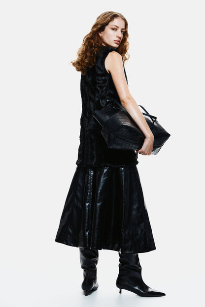 Coated circular skirt