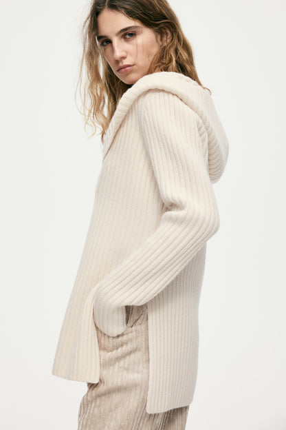 Hooded wool jumper