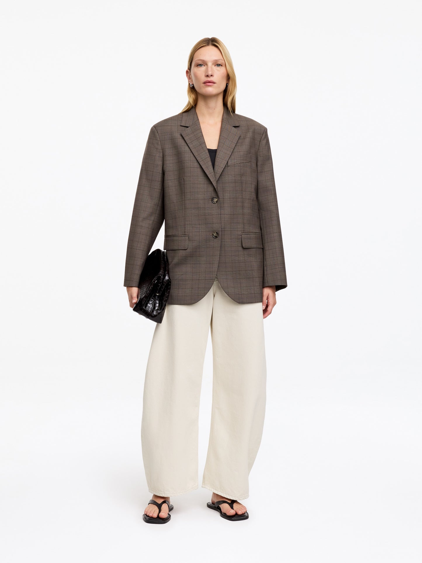 Peony Barrel Jeans