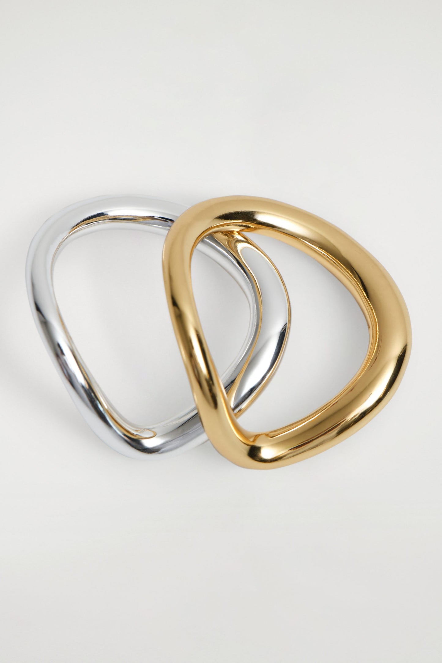 Two-Pack Curved Rings