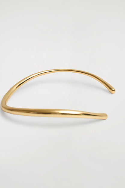 Curved Cuff Necklace