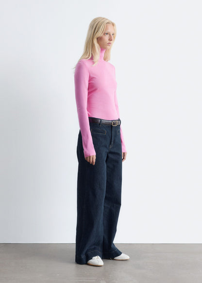 Thin-Knit Wool Turtleneck