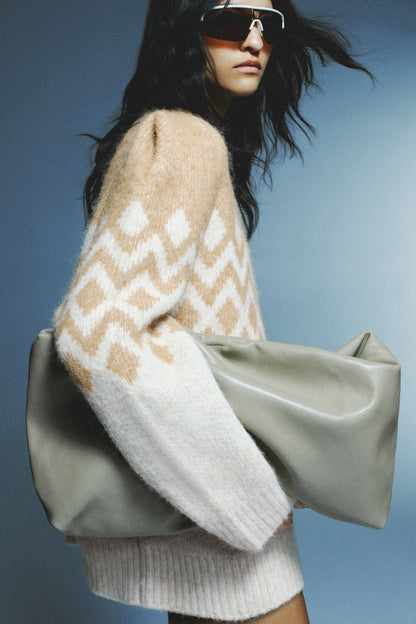 Jacquard-knit jumper