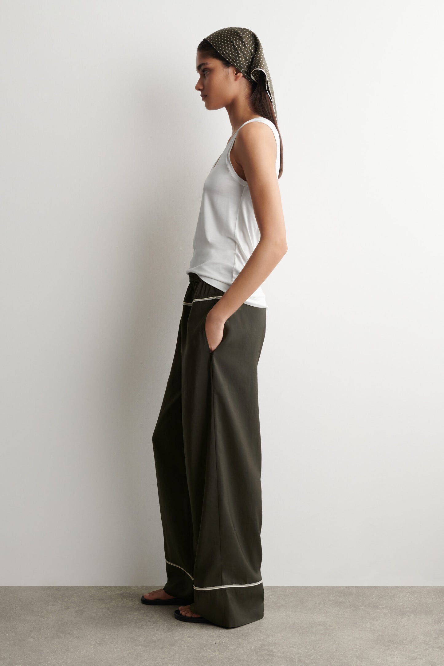 Contrast-piped straight-leg trousers