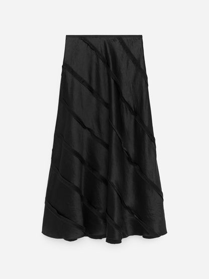 Fluid Skirt
