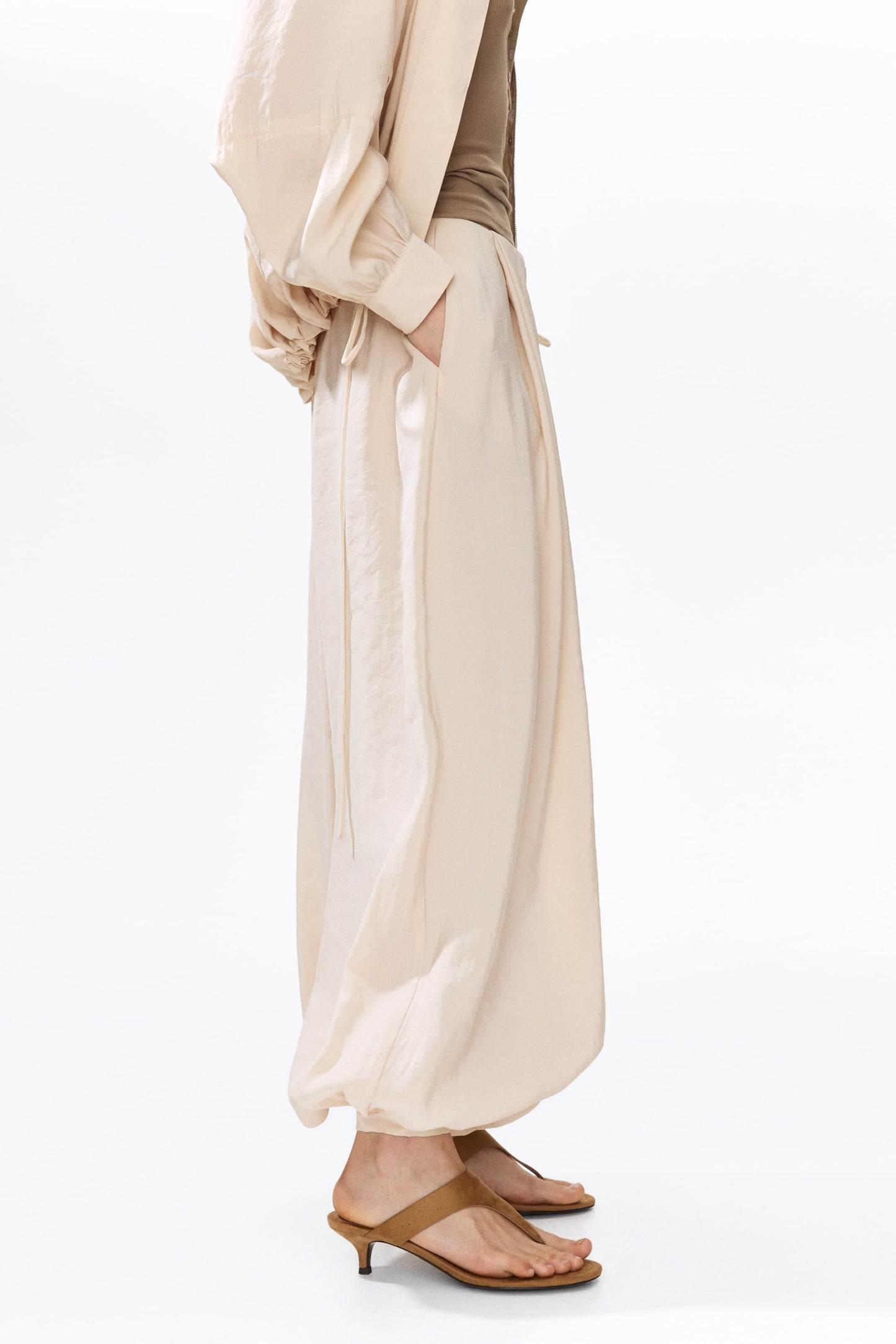 Balloon-leg modal trousers