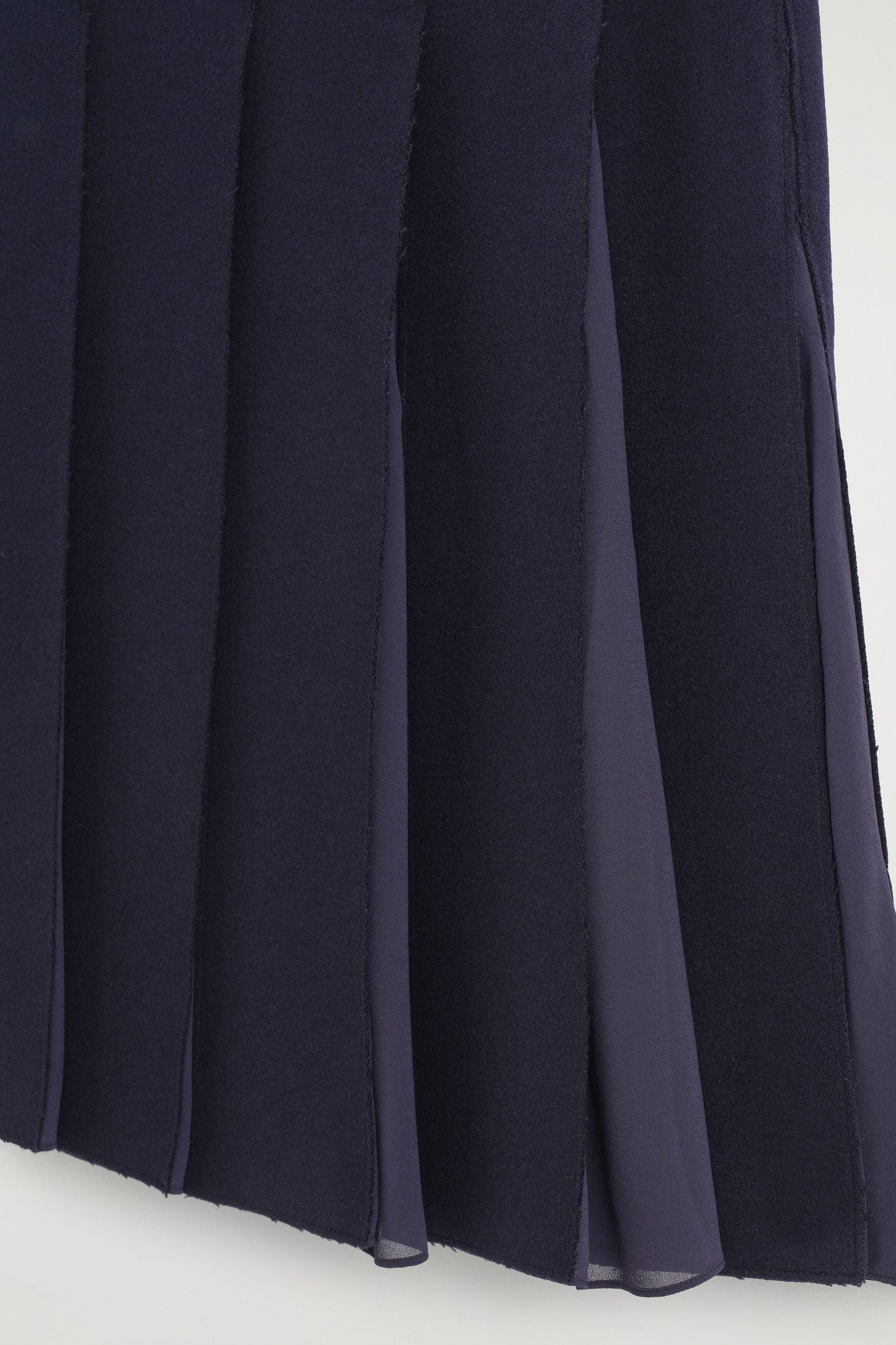 Belted Pleated Wool-Blend Skirt